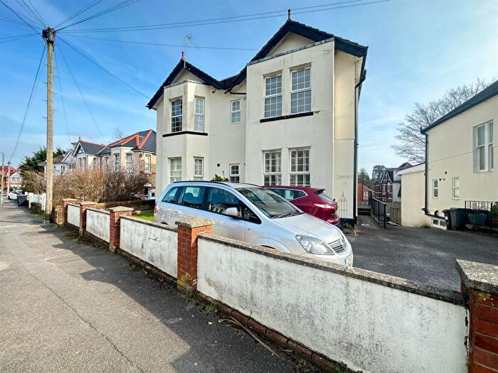 2 Bedroom Apartment To Rent In Westbourne Park Road, Westbourne, BH4