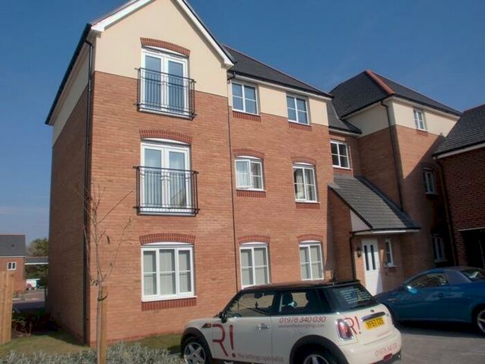 2 Bedroom Flat To Rent In Dol Isaf, Pentre Bach, Wrexham, LL11