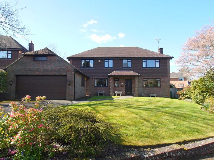 5 Bedroom Detached House For Sale In Beaconfields, Sevenoaks, TN13