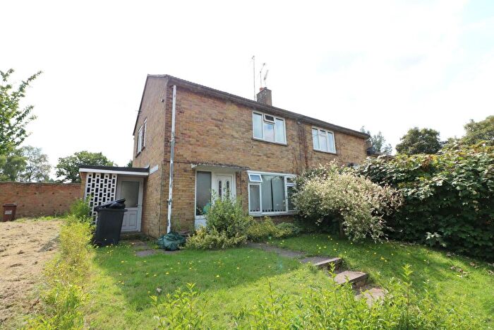 2 Bedroom End Of Terrace House To Rent In Maryland, Hatfield, AL10