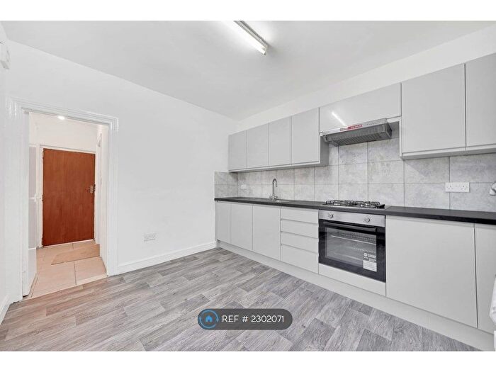 1 Bedroom Flat To Rent In East Ham, London, E6