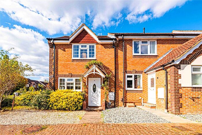 3 Bedroom End Terrace House For Sale In Chilham Close, Hemel Hempstead, Hertfordshire, HP2