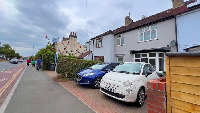 3 Bedroom House To Rent In Histon Road, Cambridge, CB4