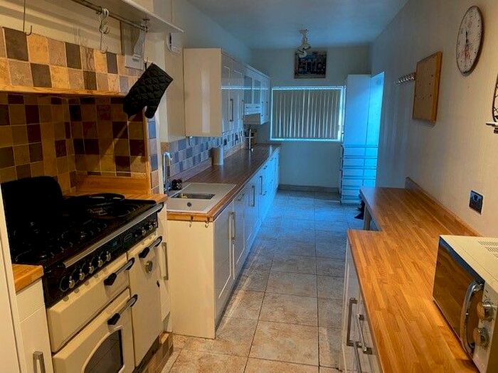 4 Bedroom Detached House To Rent In Moorgate Road, Rotherham, S60