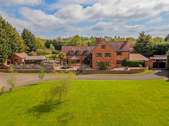 5 Bedroom Detached House For Sale In Radford Road, Alvechurch, Birmingham, B48