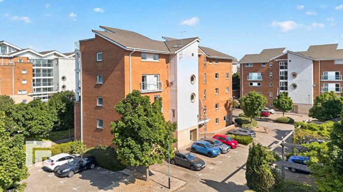 3 Bedroom Apartment For Sale In Venice House, Judkin Court, Century Wharf, Cardiff, CF10