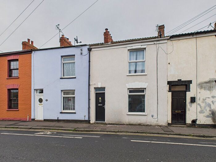 3 Bedroom Terraced House For Sale In Polden Street, Bridgwater, TA6