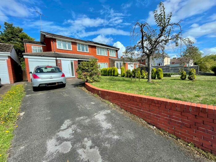 4 Bedroom Property To Rent In Clapgate Lane, Quinton, Birmingham, B32