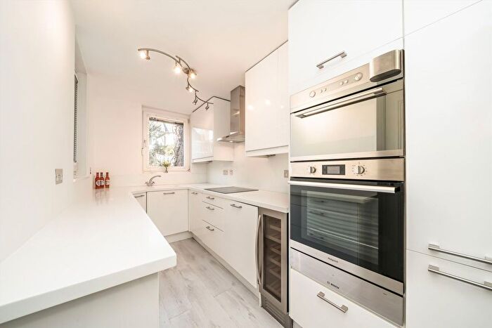 2 Bedroom Flat For Sale In Colet Gardens, West Kensington, W14