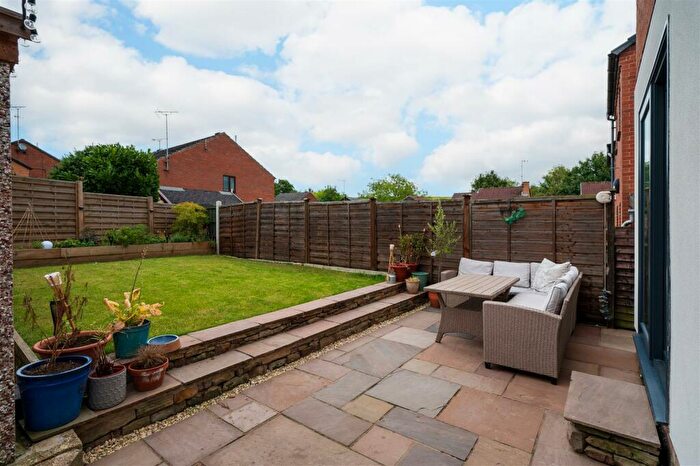 2 Bedroom Detached House For Sale In Dalvey Way, New Whittington, Chesterfield, S43