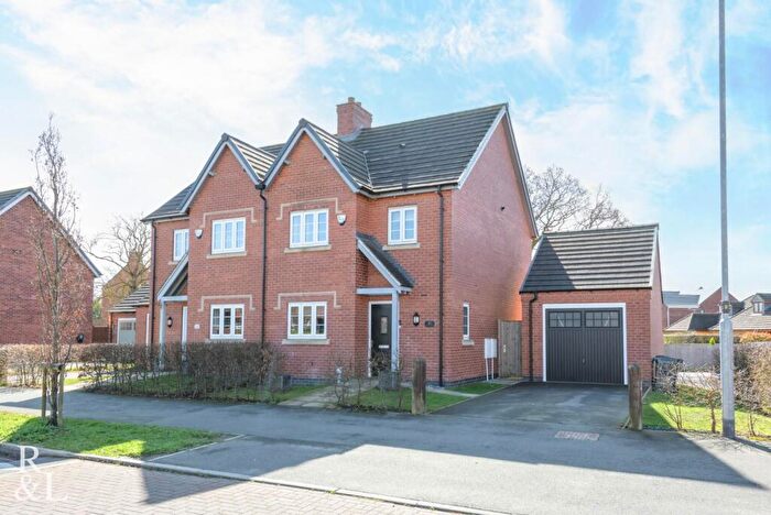 3 Bedroom Semi-Detached House For Sale In Oakland Drive, Moira, DE12