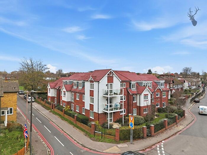 2 Bedroom Property For Sale In Broomstick Hall Road, Waltham Abbey, EN9