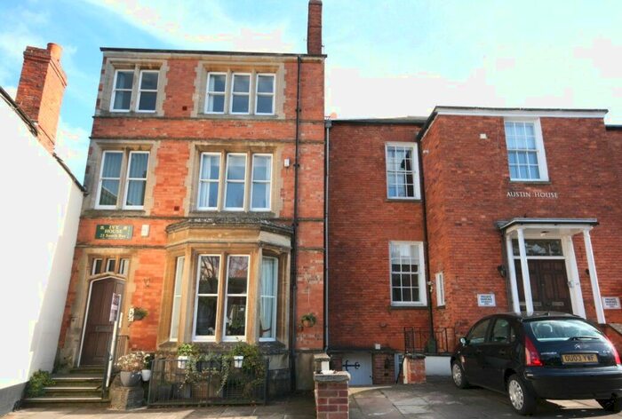 1 Bedroom Studio To Rent In Ivy House, South Bar Street, Banbury, Oxon, OX16