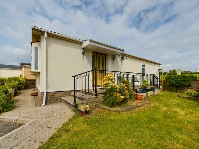 2 Bedroom Park Home For Sale In Severn Bridge Park, Beachley, Chepstow, NP16