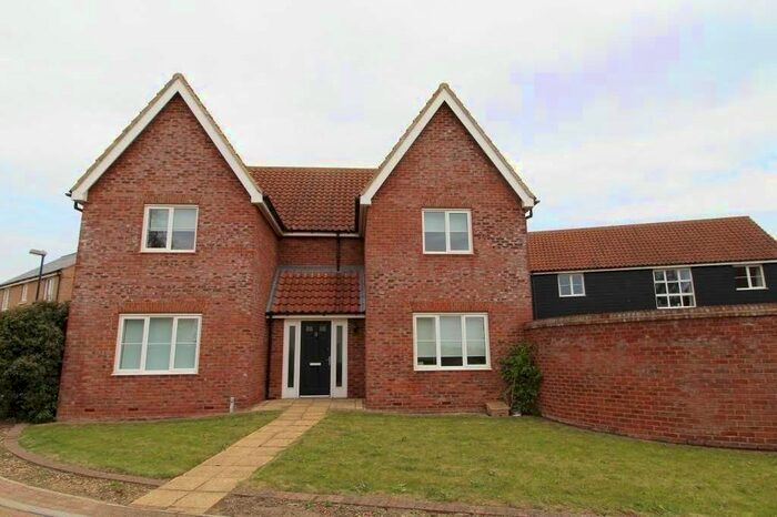 4 Bedroom Detached House To Rent In Lumbley Close, Great Cambourne, Cambridge CB23