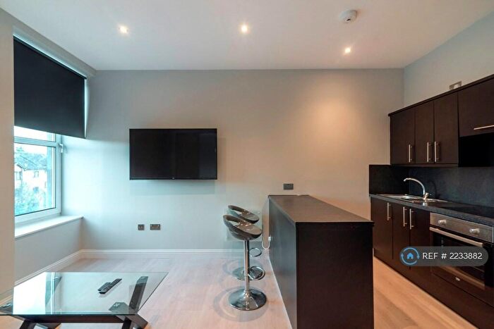 1 Bedroom Flat To Rent In Cowane Street, Stirling, FK8