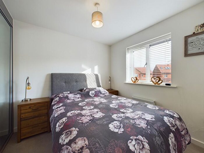 3 Bedroom Detached House For Sale In Dunn Lane, Mickleover, DE3