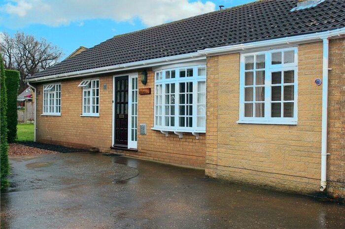 3 Bedroom Bungalow For Sale In Main Street, Chapel Hill, Lincoln, LN4