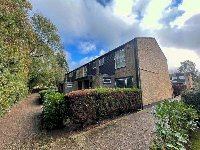 3 Bedroom Property To Rent In Millfield, New Ash Green, Longfield, DA3