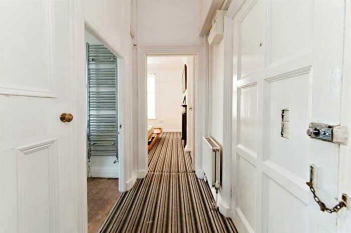 1 Bedroom Flat To Rent In Thurlby Close, Harrow, HA1