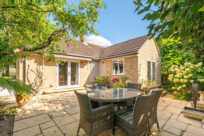 4 Bedroom Bungalow For Sale In Charlton Road, Tetbury, GL8