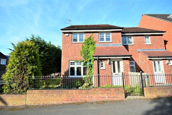 3 Bedroom Semi-Detached House To Rent In Leazes Lane, St. Helen Auckland, Bishop Auckland, DL14