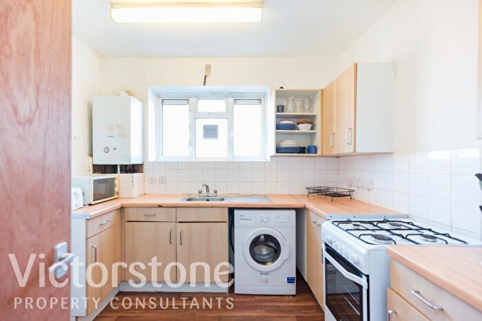 4 Bedroom Apartment To Rent In Godwin Court, Crowndale Road, Camden, London, NW1