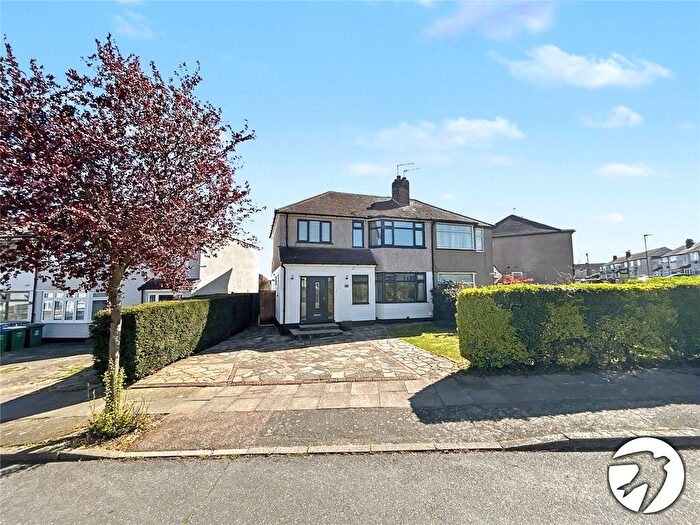 3 Bedroom Semi Detached House For Sale In Radnor Avenue, South Welling, Kent, DA16