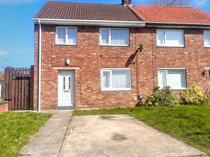 3 Bedroom Semi Detached House For Sale In Hall Green, Blyth, NE24