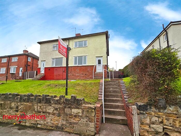 3 Bedroom Semi-Detached House To Rent In Heatons Bank, Rawmarsh, S62