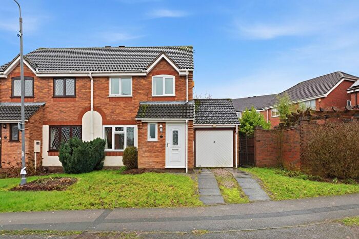 3 Bedroom Semi Detached House For Sale In Deer Park Drive, Arnold, Nottingham, Nottinghamshire, NG5