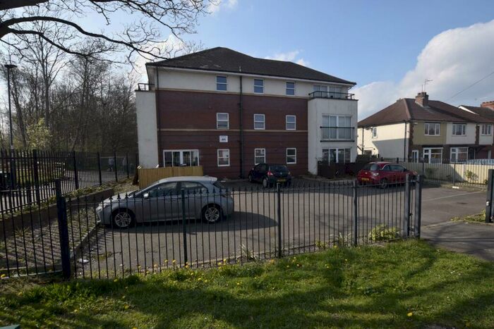 2 Bedroom Ground Flat To Rent In Meadow Lane, Chaddesden, Derby, Derbyshire, DE21