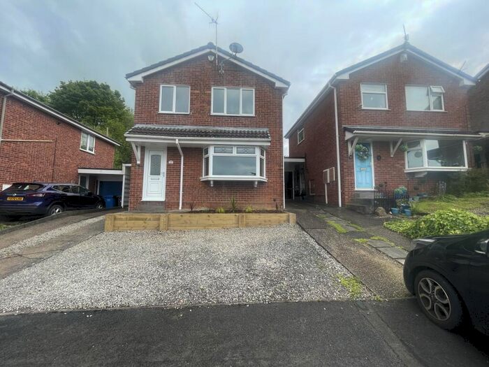3 Bedroom Detached House To Rent In Delves Close, Walton, Chesterfield, S40