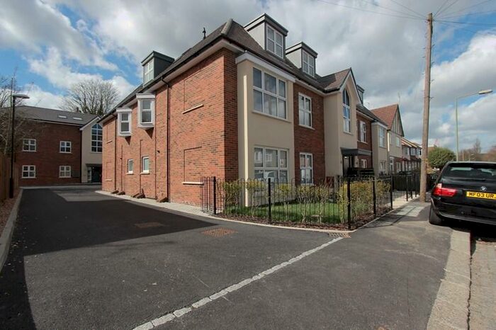 2 Bedroom Apartment To Rent In Bloomsbury Court, Lancaster Road, New Barnet, Hertfordshire, EN4
