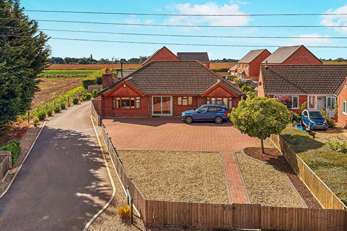 4 Bedroom Detached Bungalow For Sale In Main Road, Quadring, PE11