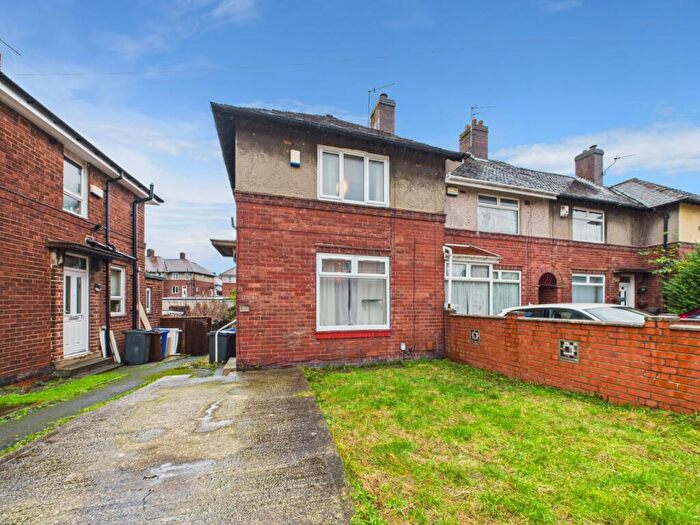 2 Bedroom End Of Terrace House For Sale In Meynell Crescent, Sheffield, South Yorkshire, S5