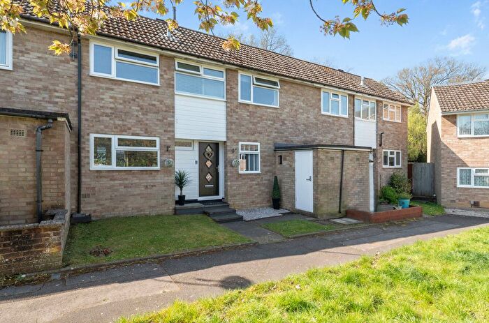 4 Bedroom Terraced House For Sale In Swaledale, Bracknell, Berkshire, RG12