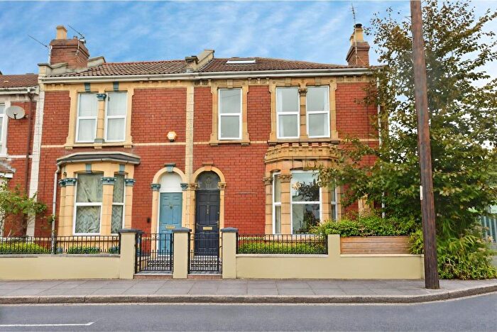 3 Bedroom End Of Terrace House For Sale In Washington Avenue, Easton, Bristol, BS5
