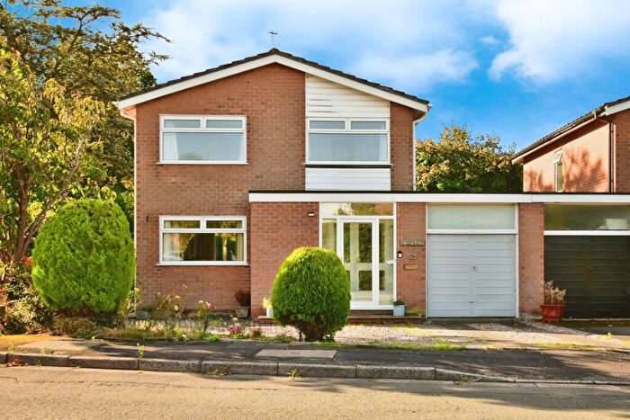 3 Bedroom Link Detached House For Sale In Devonshire Drive, Alderley Edge, Cheshire, SK9