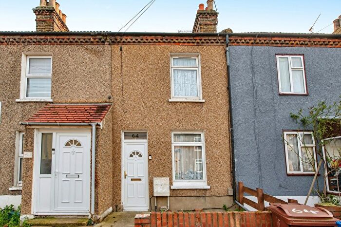 2 Bedroom Terraced House For Sale In Bedford Road, Grays, Essex, RM17