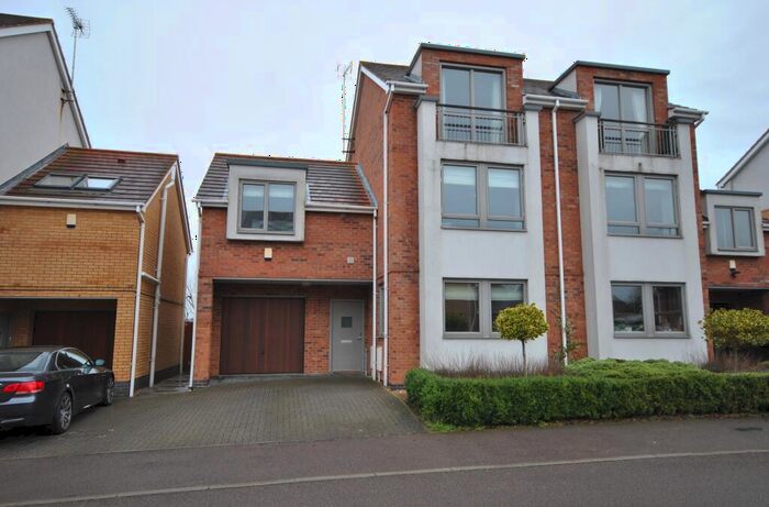 4 Bedroom Semi-Detached House To Rent In Oakfield, Bingham Road, Radcliffe On Trent, Nottingham, NG12