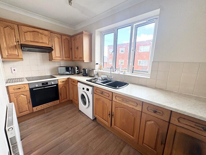 3 Bedroom Apartment To Rent In Wimborne Road, Bournemouth, BH9
