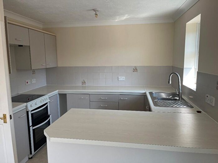 1 Bedroom Flat To Rent In Court Road, Lewes, East Sussex, BN7