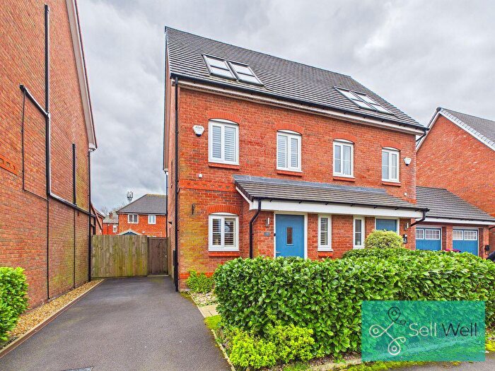 3 Bedroom Semi Detached House For Sale In Jenny Street, Worsley, Manchester, M28