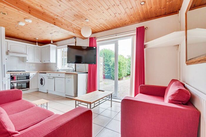 5 Bedroom Property To Rent In Shipman Avenue, Canterbury, CT2