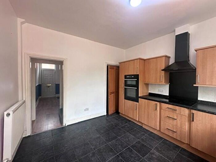 3 Bedroom Terraced House To Rent In Park Street, DY11