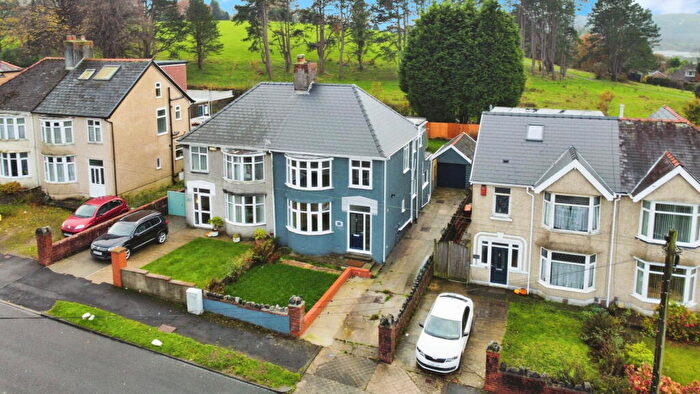 3 Bedroom Semi Detached House For Sale In Middle Road, Ravenhill, Swansea, SA5