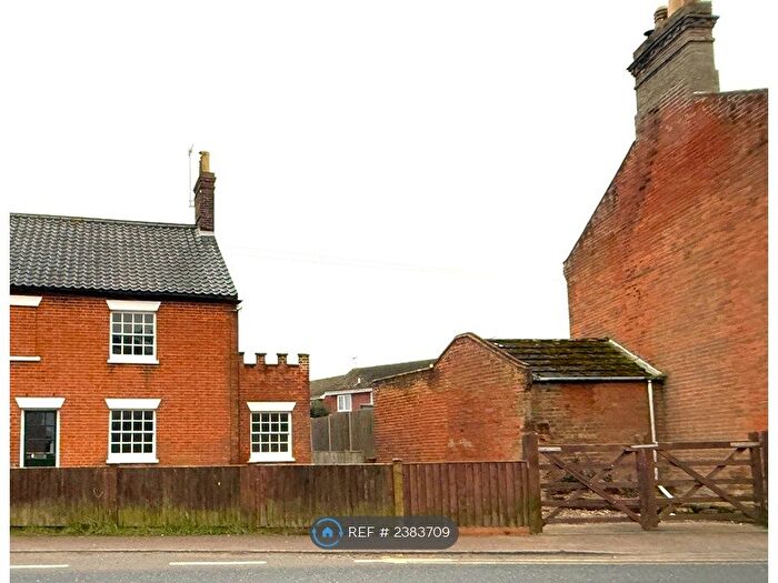 4 Bedroom Semi-Detached House To Rent In High Street, Wrentham, Beccles, NR34