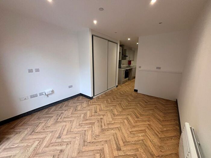 Flat To Rent In Fleet Court, Fleet Street, Leicester, LE1