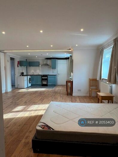 Studio To Rent In Church Road, Mitcham, CR4